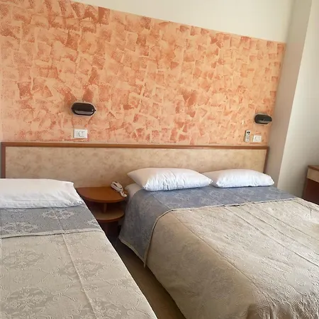 Tyc Soleti 3* Rímini